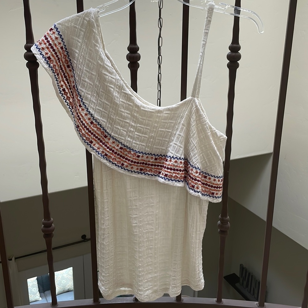 Lucky Brand top